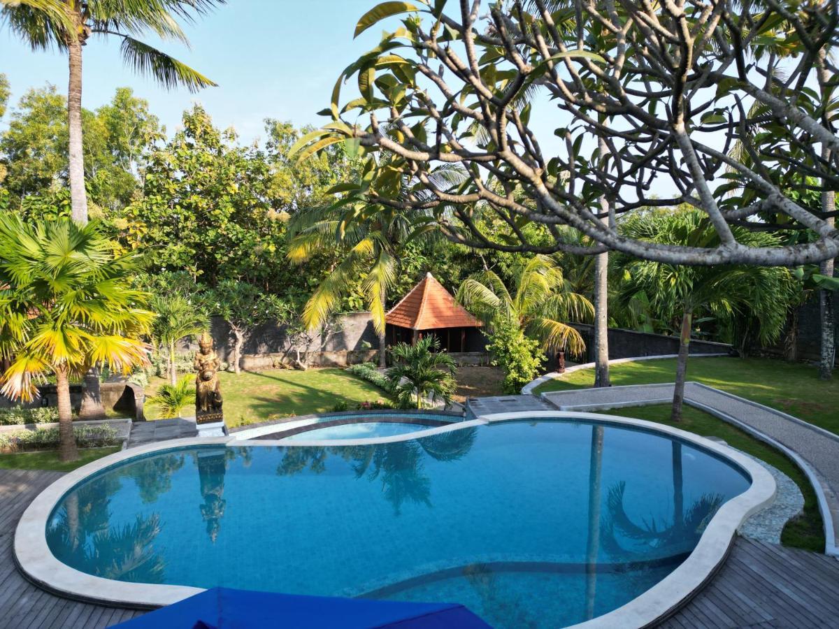Villa Vilah Batununggul エクステリア 写真